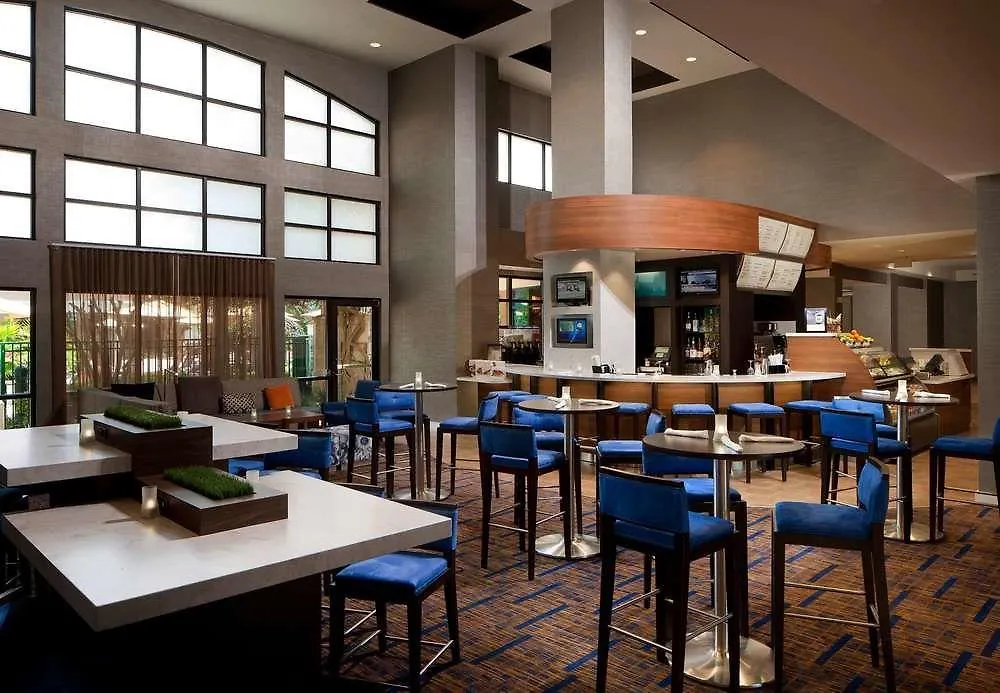 Courtyard By Marriott Orlando In The Marriott Village Lake Buena Vista