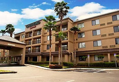 Courtyard By Marriott Orlando East/ucf Area