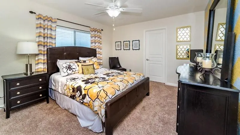 Stunning 6 Bedroom 4 Bath Pool In Windsor Hills