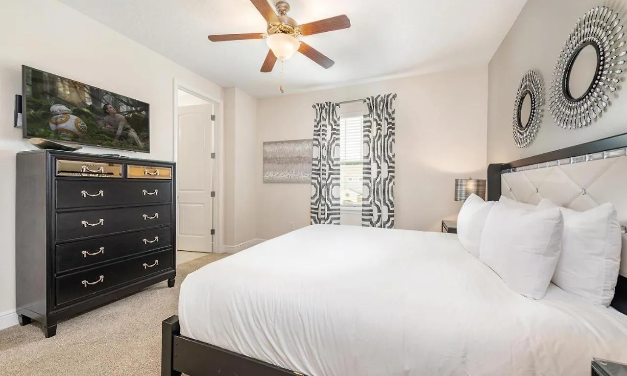 Holiday home Charming 8 Bdrm Estate With Themed Bedrooms At Encore