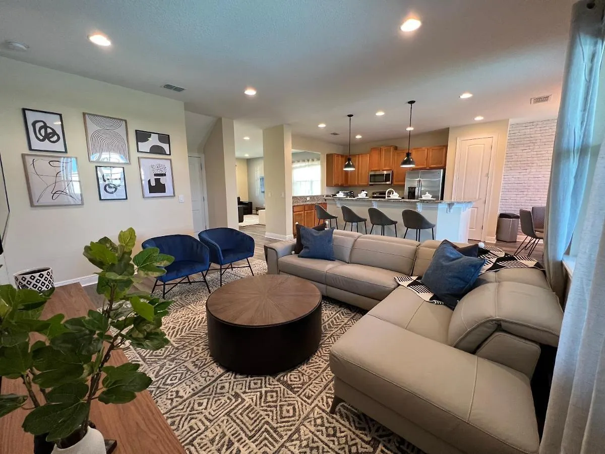 Encore 6 Bedroom Vacation With Pool 2300 * Orlando