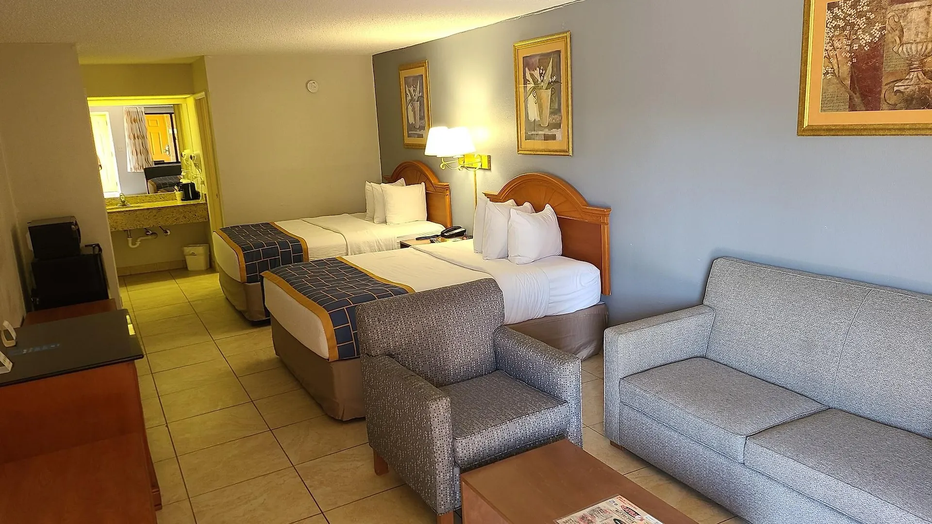 Hotel Quality & Orlando East - Ucf Area