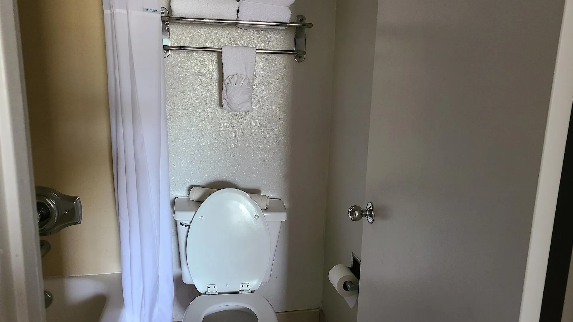 Quality & Orlando East - Ucf Area Hotel 2*