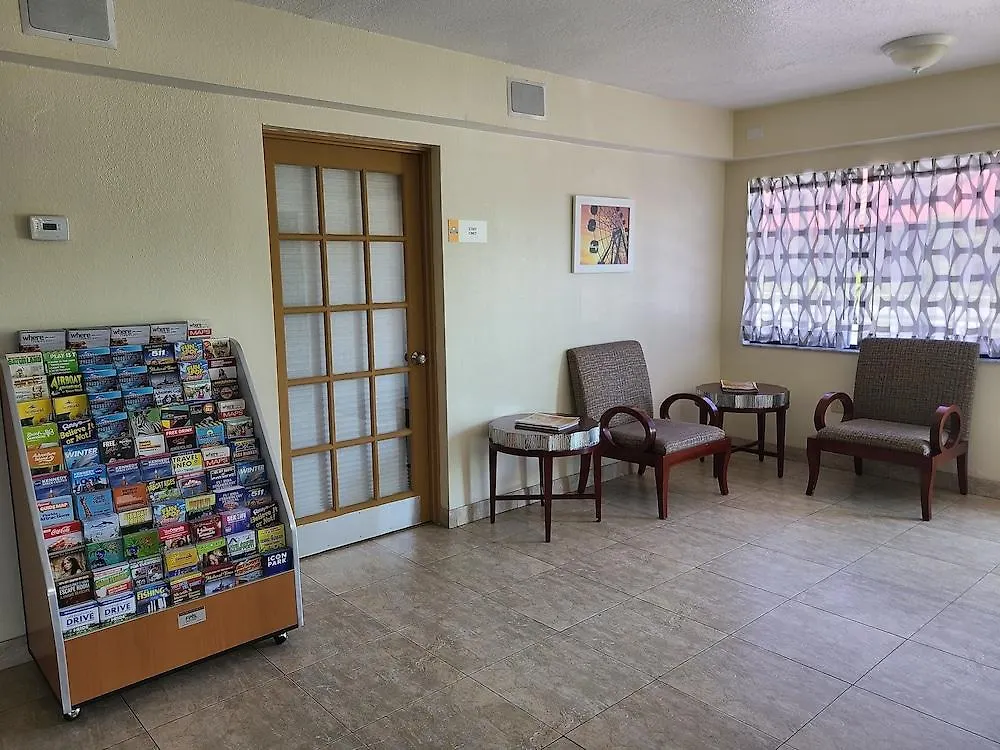 Hotel Quality & Orlando East - Ucf Area