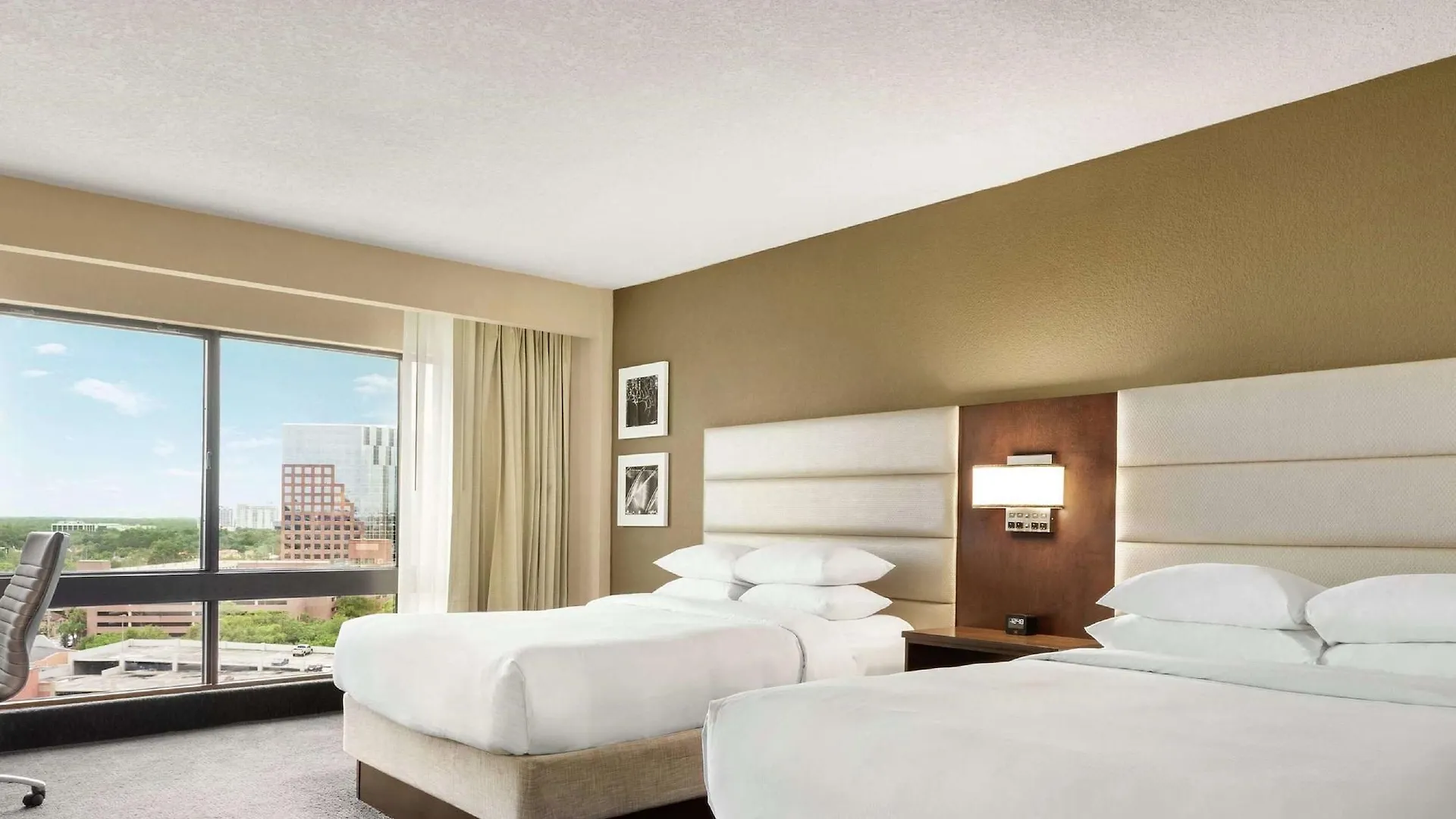 Doubletree By Hilton Downtown Hotel Orlando