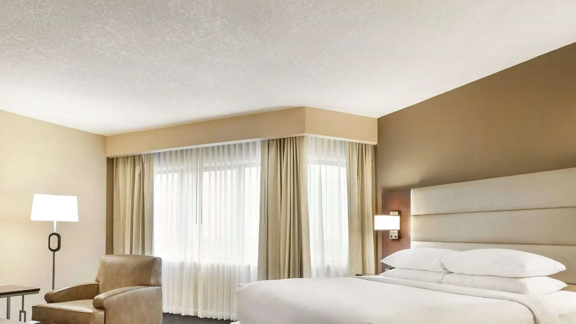 Hotel Doubletree By Hilton Downtown