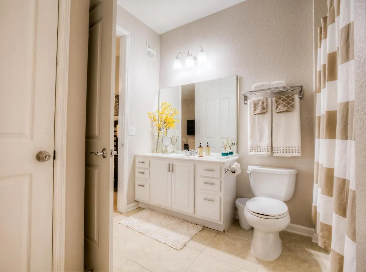 Stunning W Free Access, Near Wdw * Kissimmee