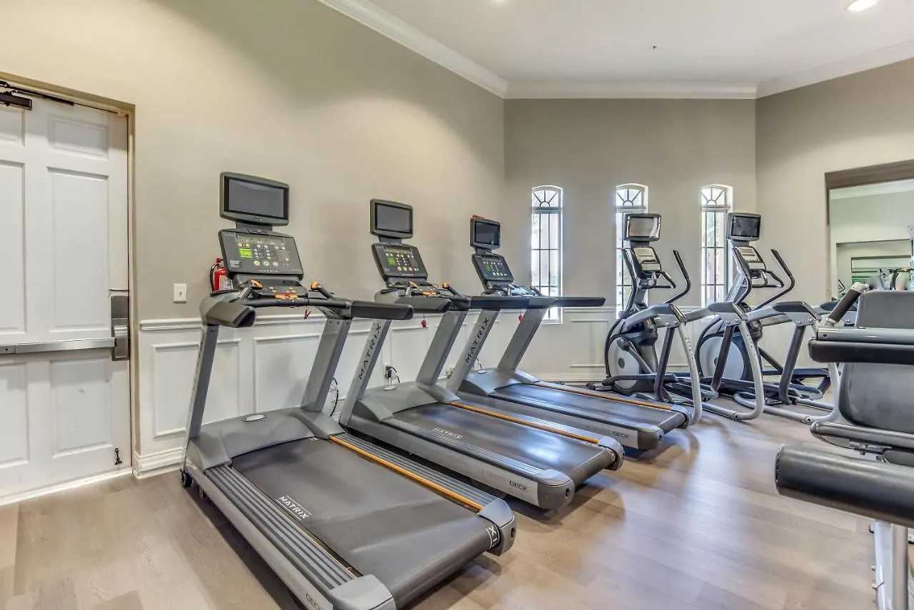 Apartment Stunning W Free Access, Near Wdw *