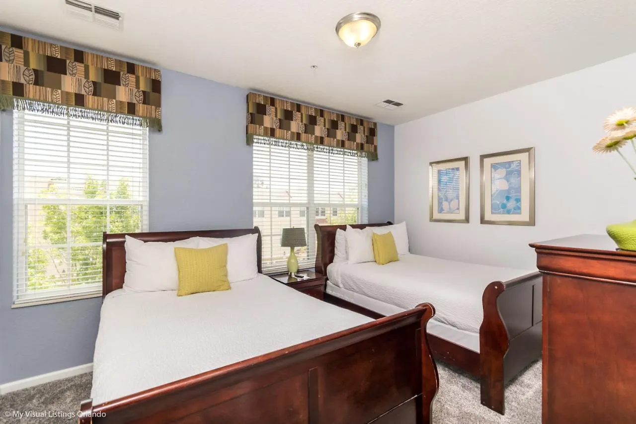 Elegant 3-story Townhome W Garage Orlando