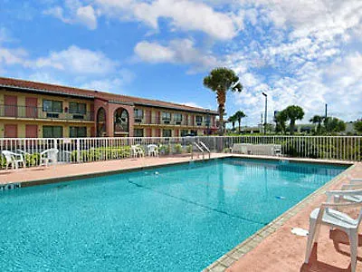 Hotel Quality & Orlando East - Ucf Area Alafaya