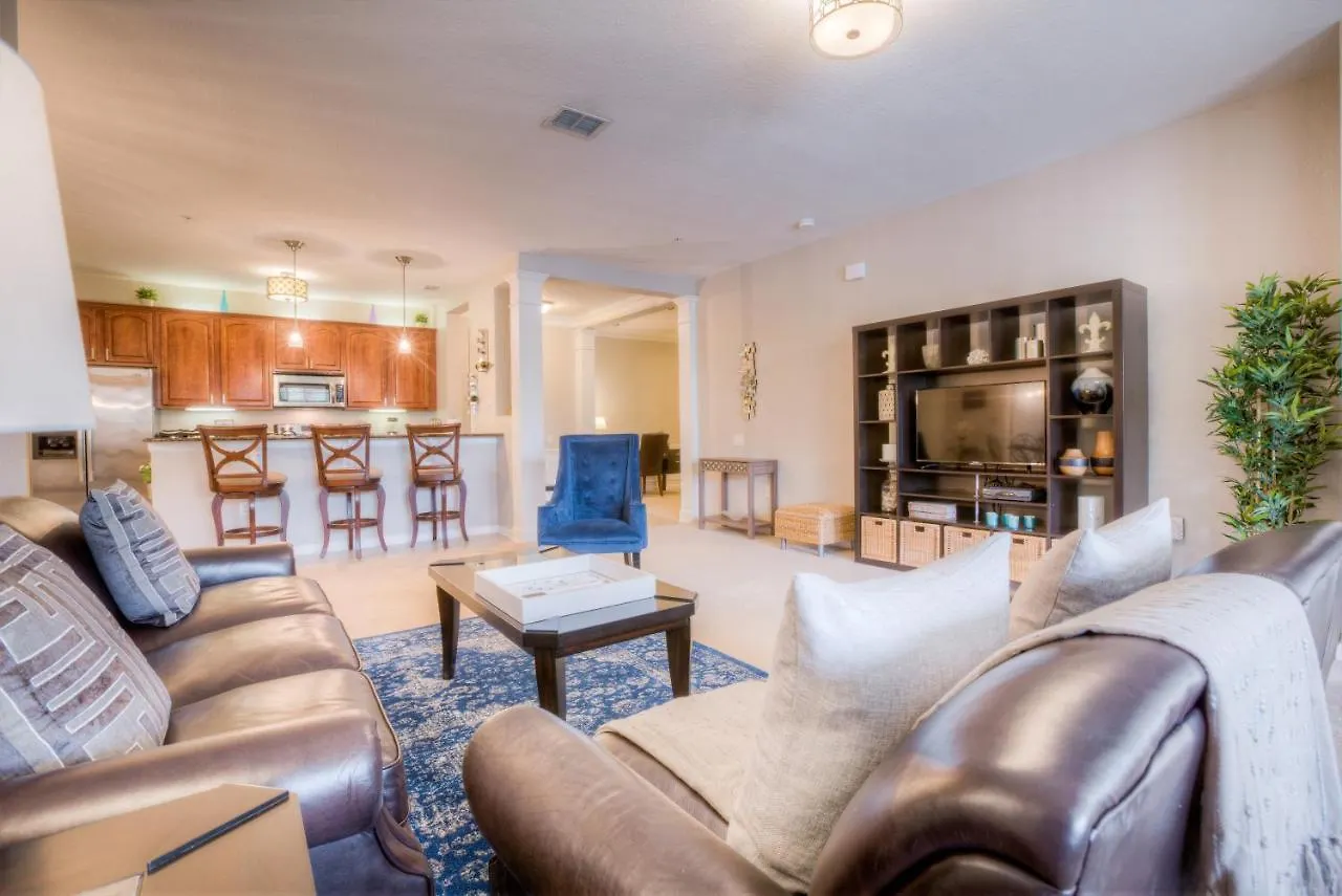 Stunning W Free Access, Near Wdw Apartment *