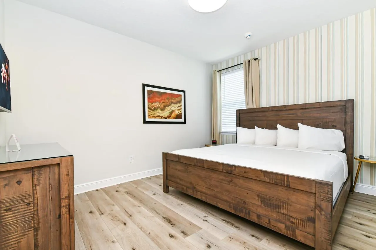 Holiday home Chic Near By Rentyl With Private Pool & Amenities - 270c *
