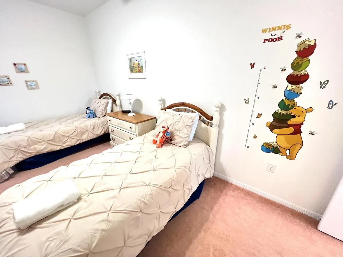 Mickey's Lakefront Retreat: Disney-close Luxury With Pool & Hot Tub