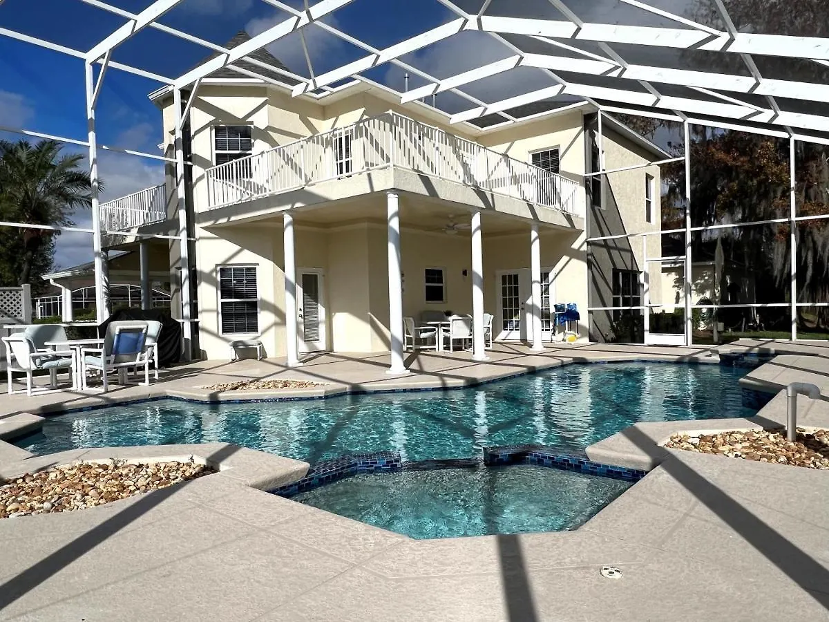 Mickey's Lakefront Retreat: Disney-close Luxury With Pool & Hot Tub Holiday home