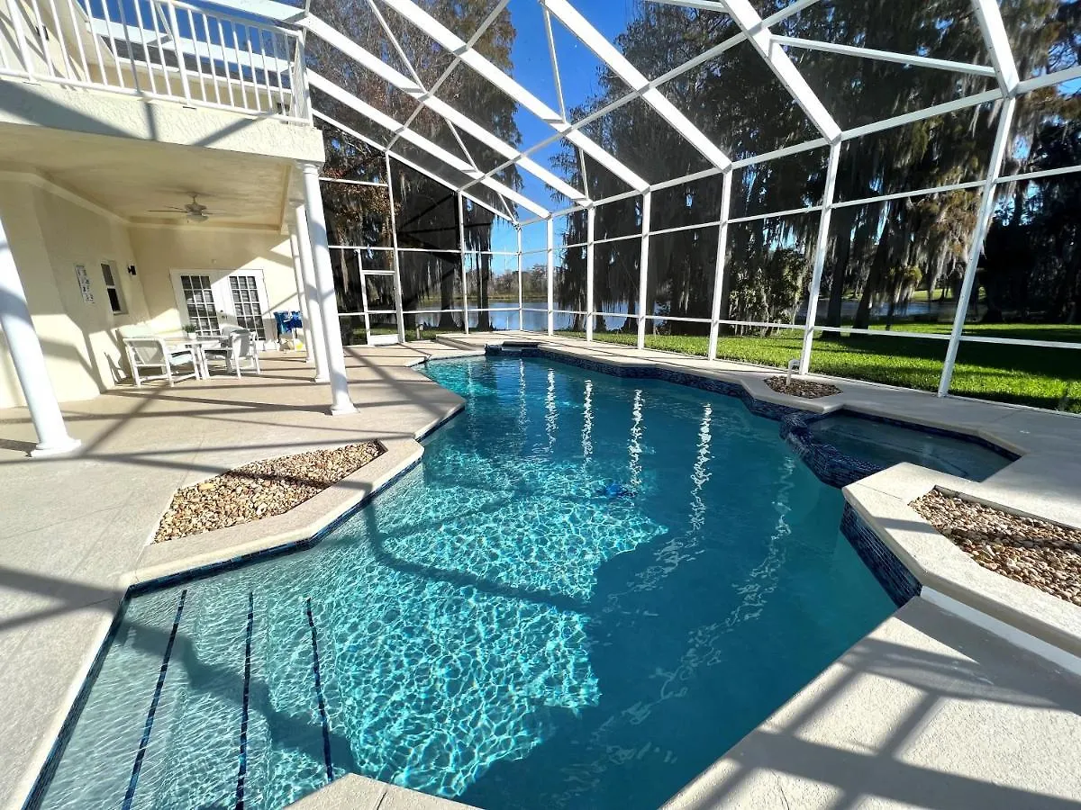 Mickey's Lakefront Retreat: Disney-close Luxury With Pool & Hot Tub *