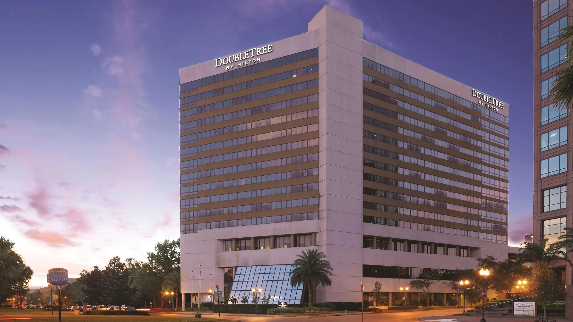 Doubletree By Hilton Downtown 4*