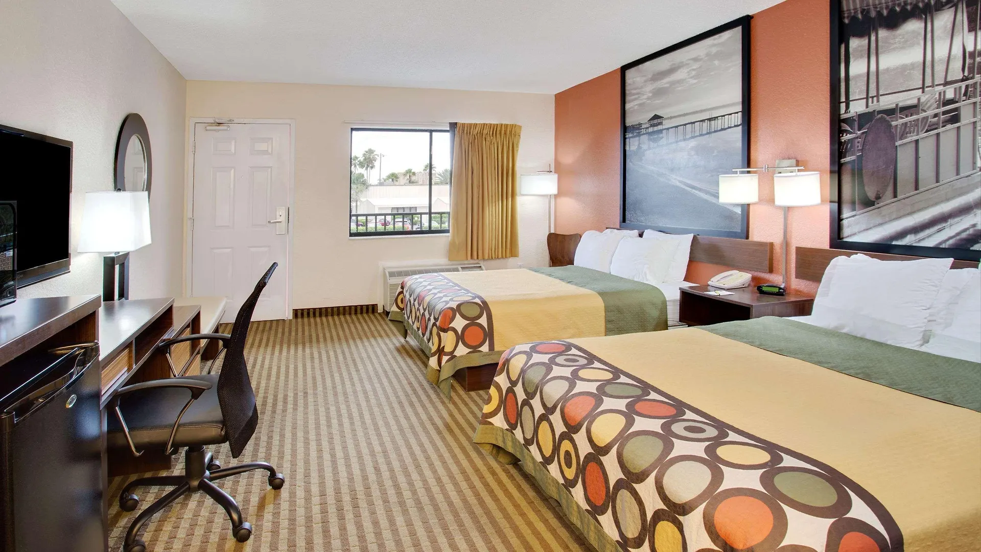 Super 8 By Wyndham International Drive 2*