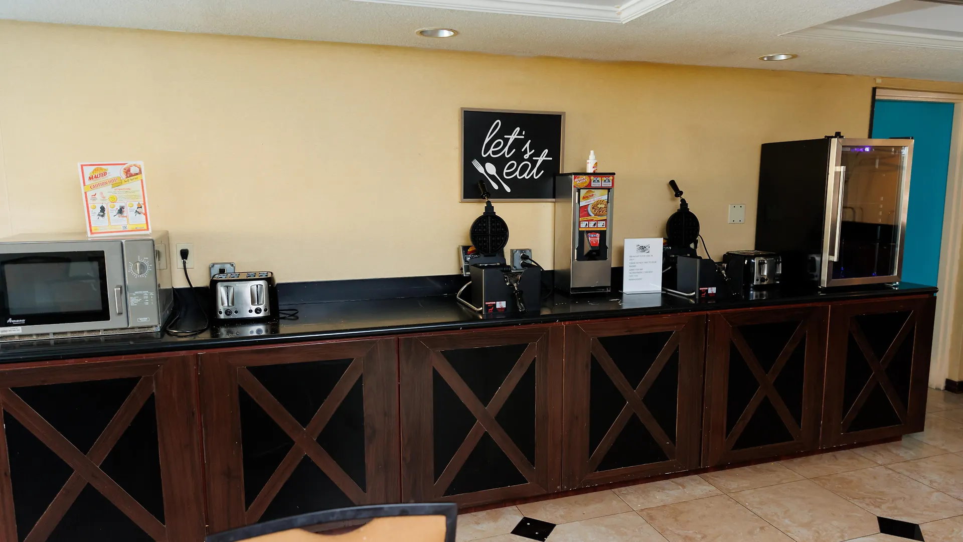 Hotel Garnet &