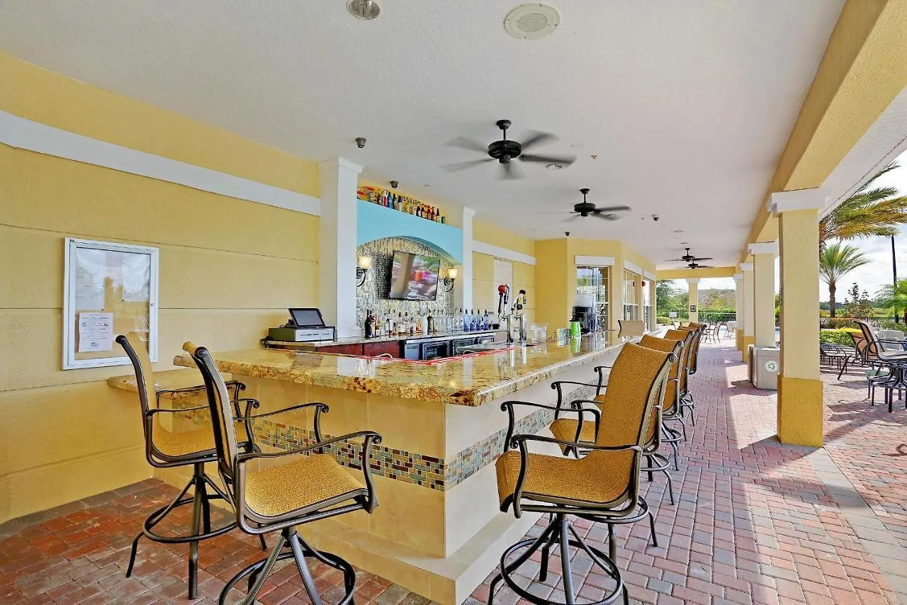 Apartment 3 Bedroom Plus, View Condo, Vista Cay-1008 *