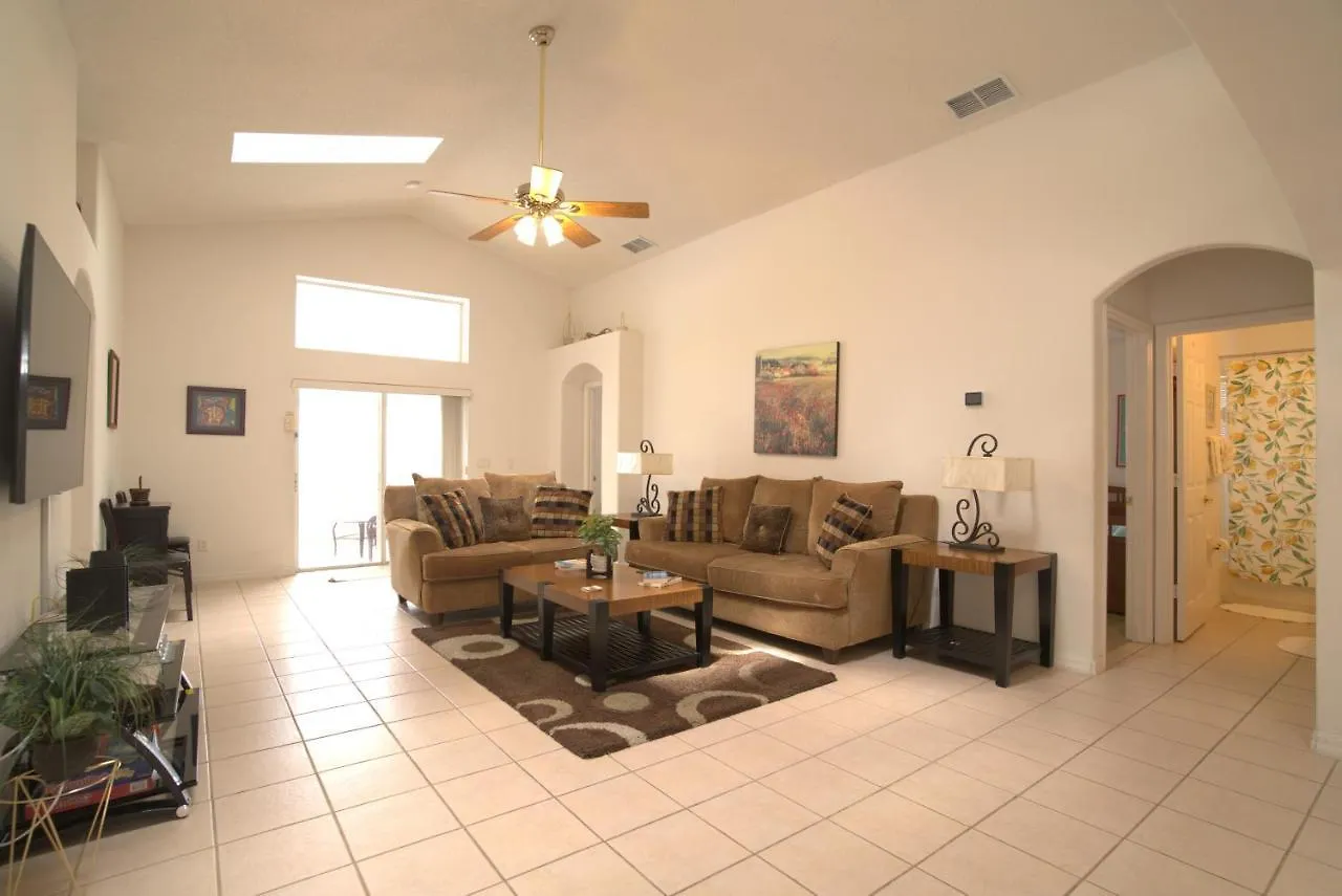 Beautiful Family Vacation With Private Pool, Close To Disney!