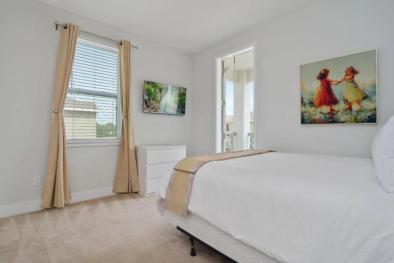 Eight Bedrooms With Pool & 481 度假居