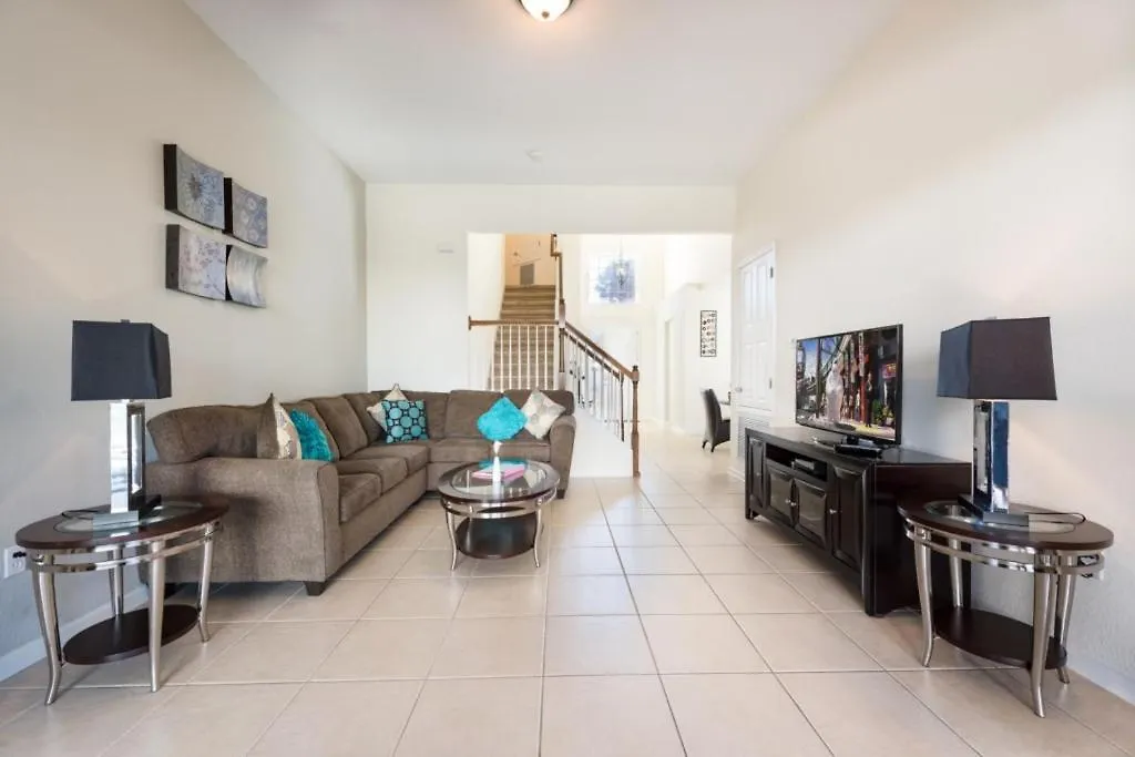 Windsor Hills 5 Bed, 5 Bath 2500 Villa