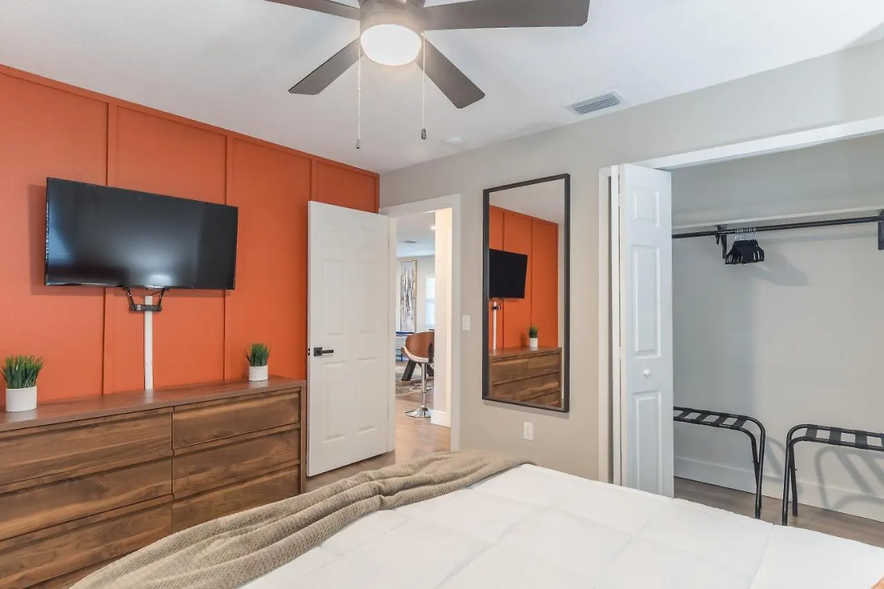 Holiday home House Retreat Near Downtown, Disney, Universal And Airport Orlando
