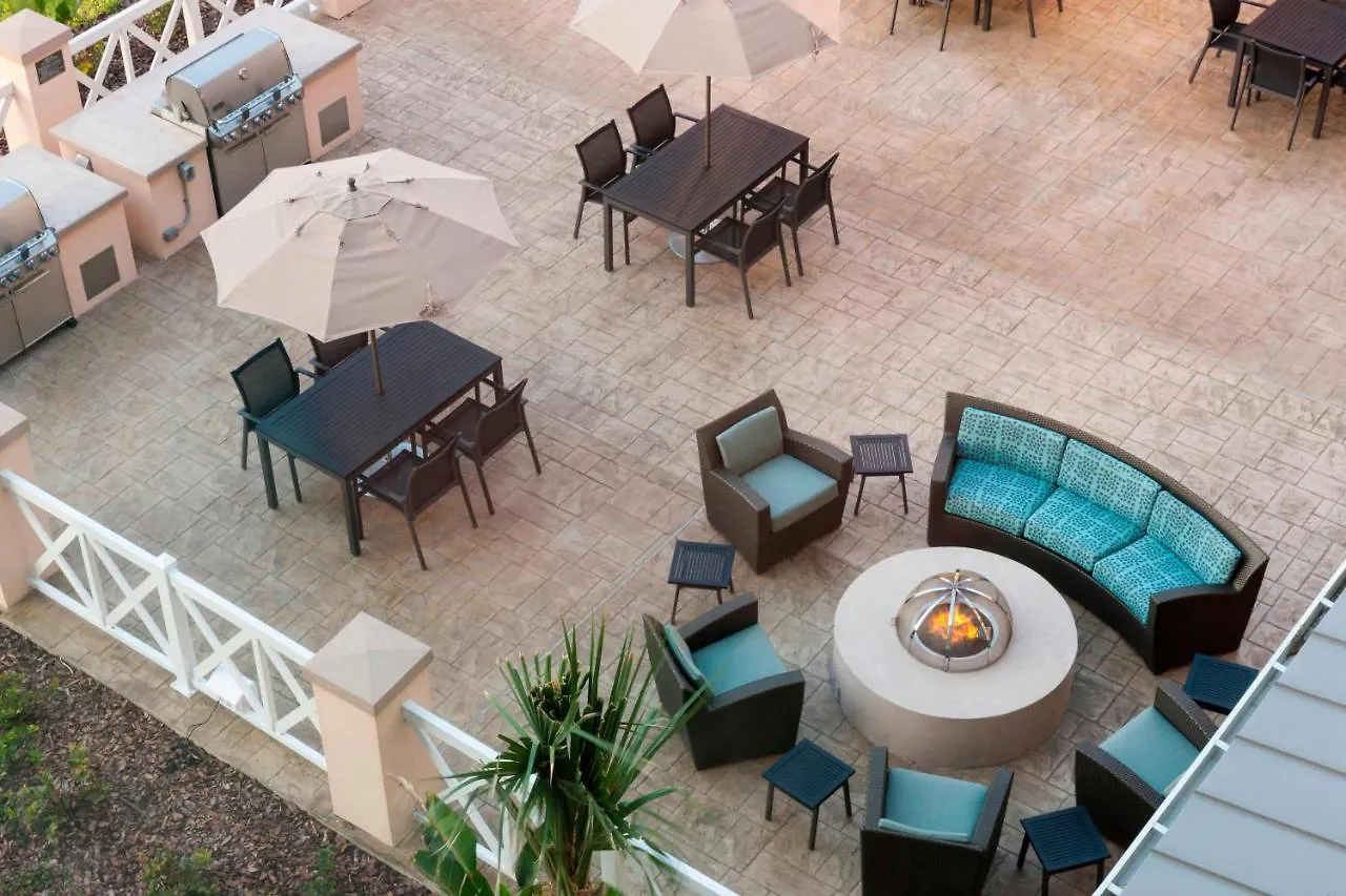By Marriott Near Universal Hotel 3*