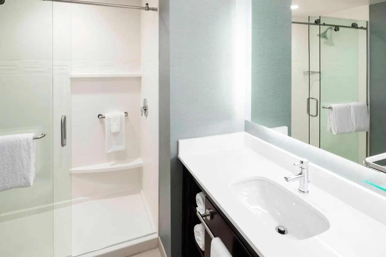 By Marriott Near Universal Hotel 3*