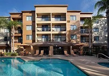 Courtyard By Marriott Orlando East/ucf Area Hotel
