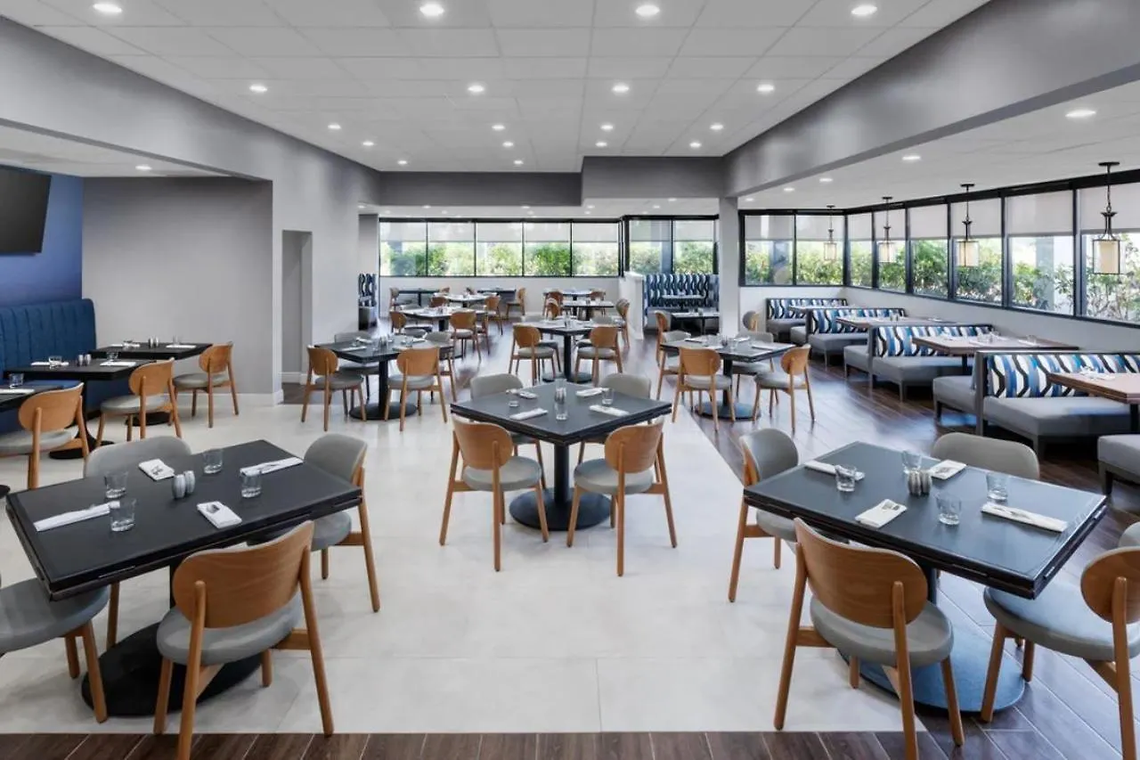 Courtyard By Marriott Orlando Buena Vista At Vista Centre Lake Buena Vista