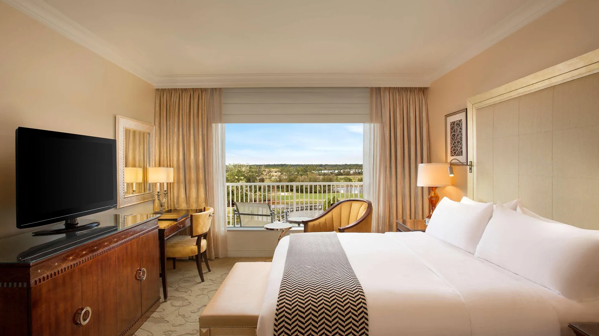 Waldorf Astoria Orlando - An Official Walt World 5* Lake Buena Vista