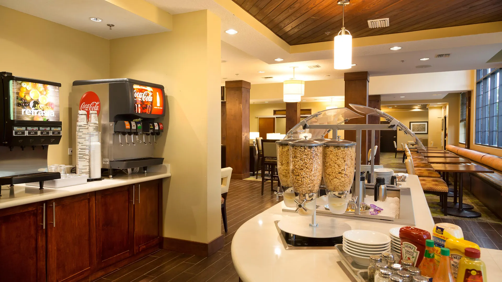 Staybridge Orlando At Seaworld By Ihg - Free Parking & Shuttle To Seaworld Parks 3* Williamsburg