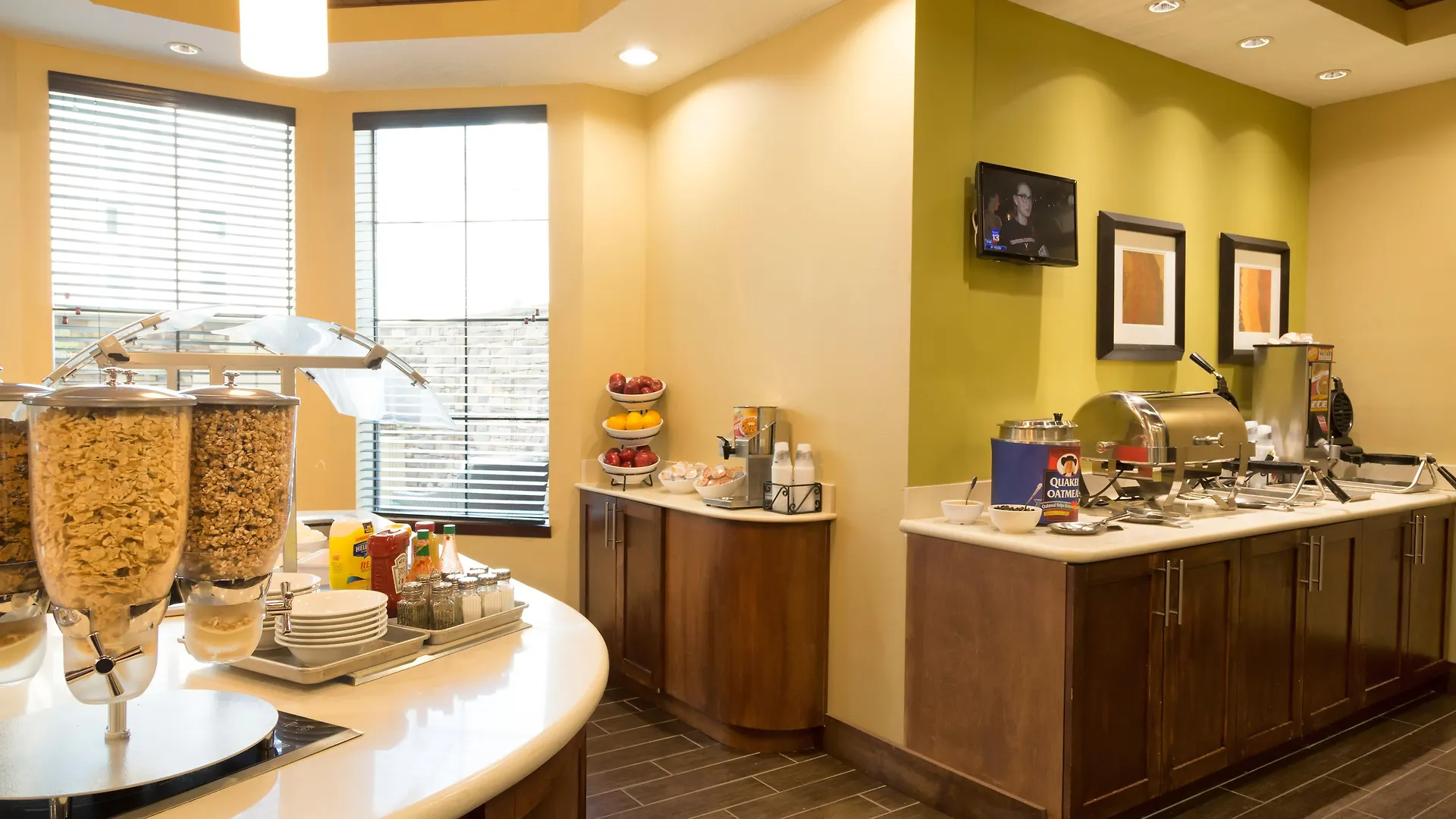 Staybridge Orlando At Seaworld By Ihg - Free Parking & Shuttle To Seaworld Parks 3* Williamsburg
