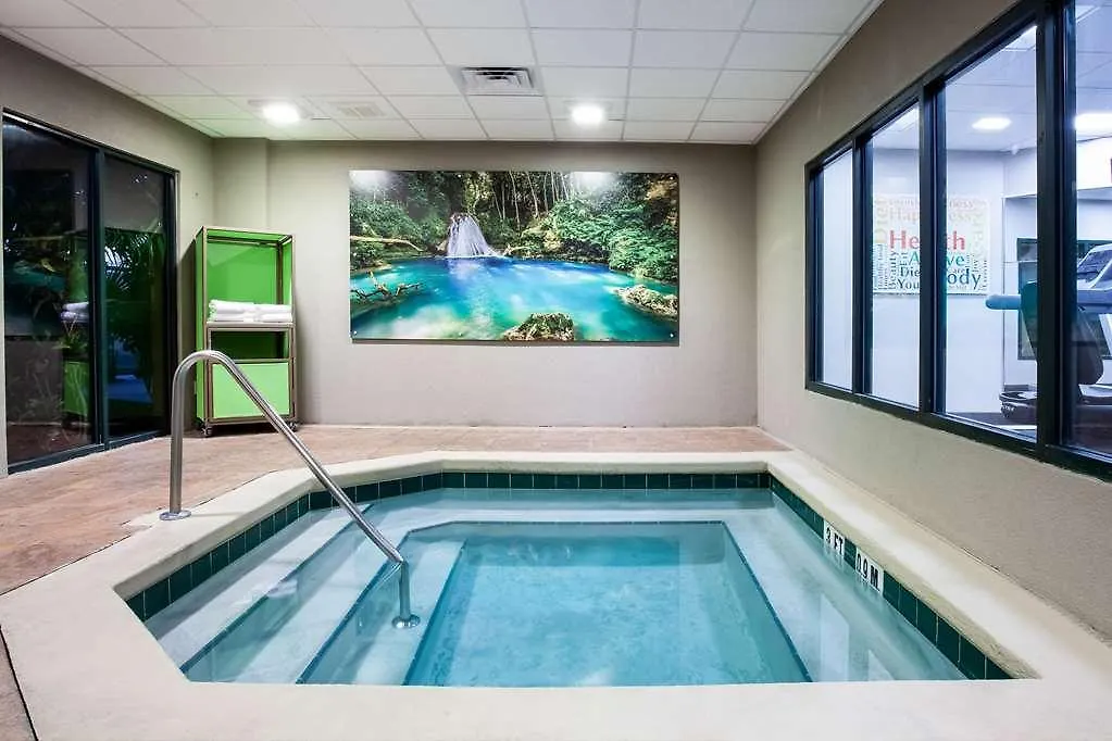 Wingate By Wyndham - International Airport- Free Hot Breakfast Hotell