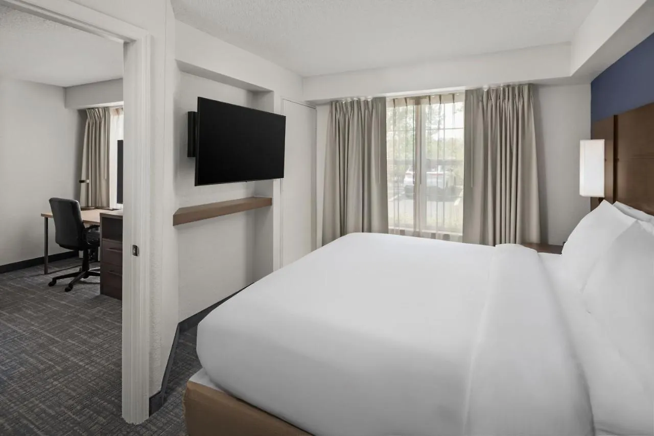 By Marriott Orlando East/ucf Area 3*