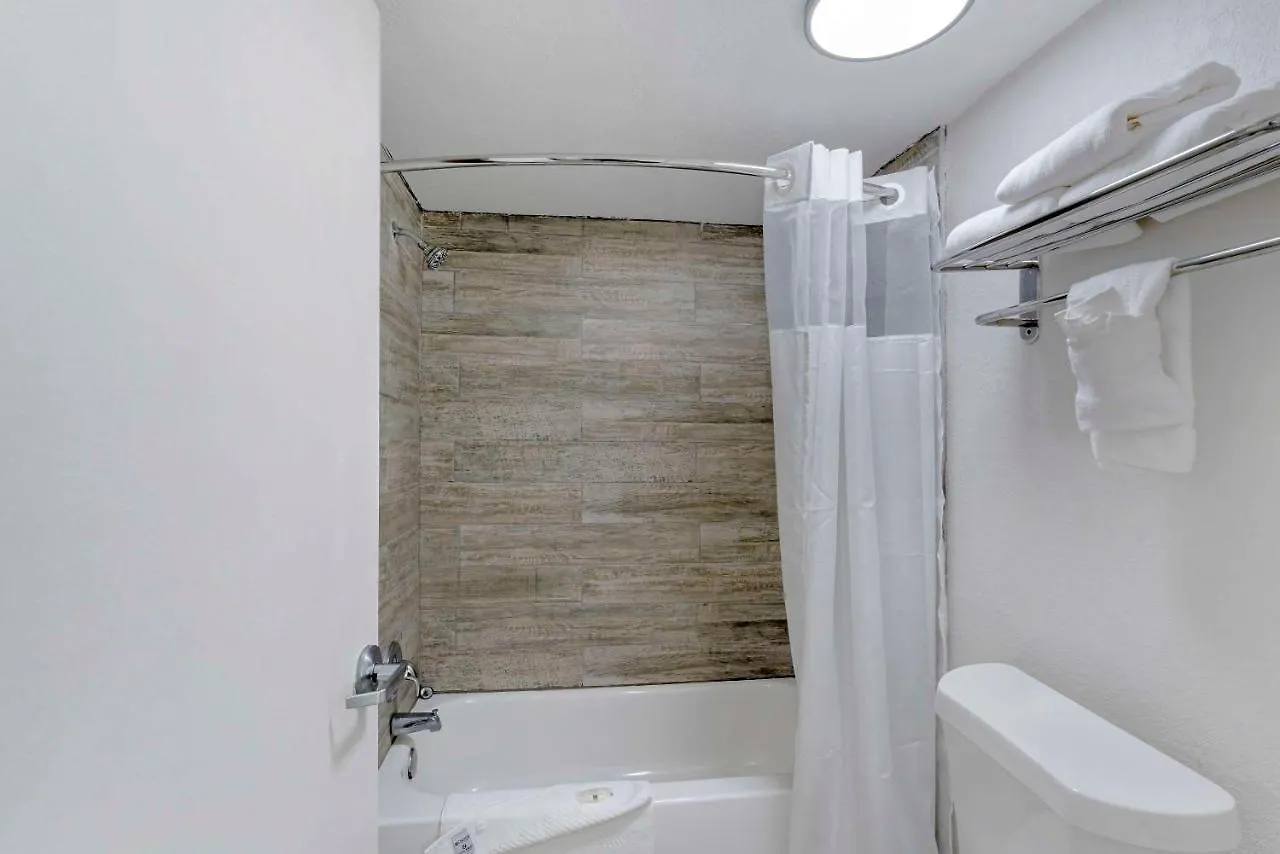 Hotel Quality & Orlando East - Ucf Area
