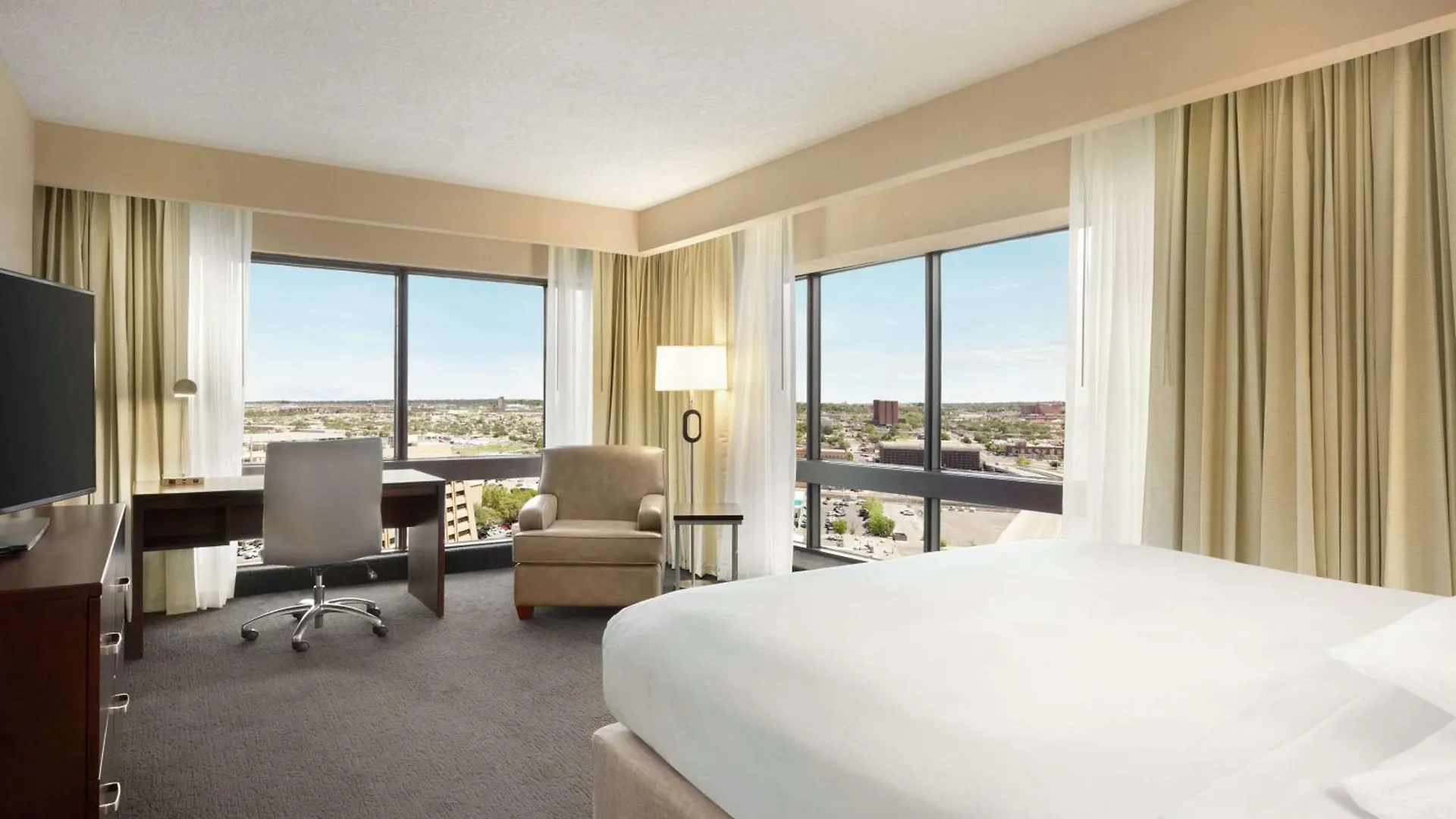 Doubletree By Hilton Downtown