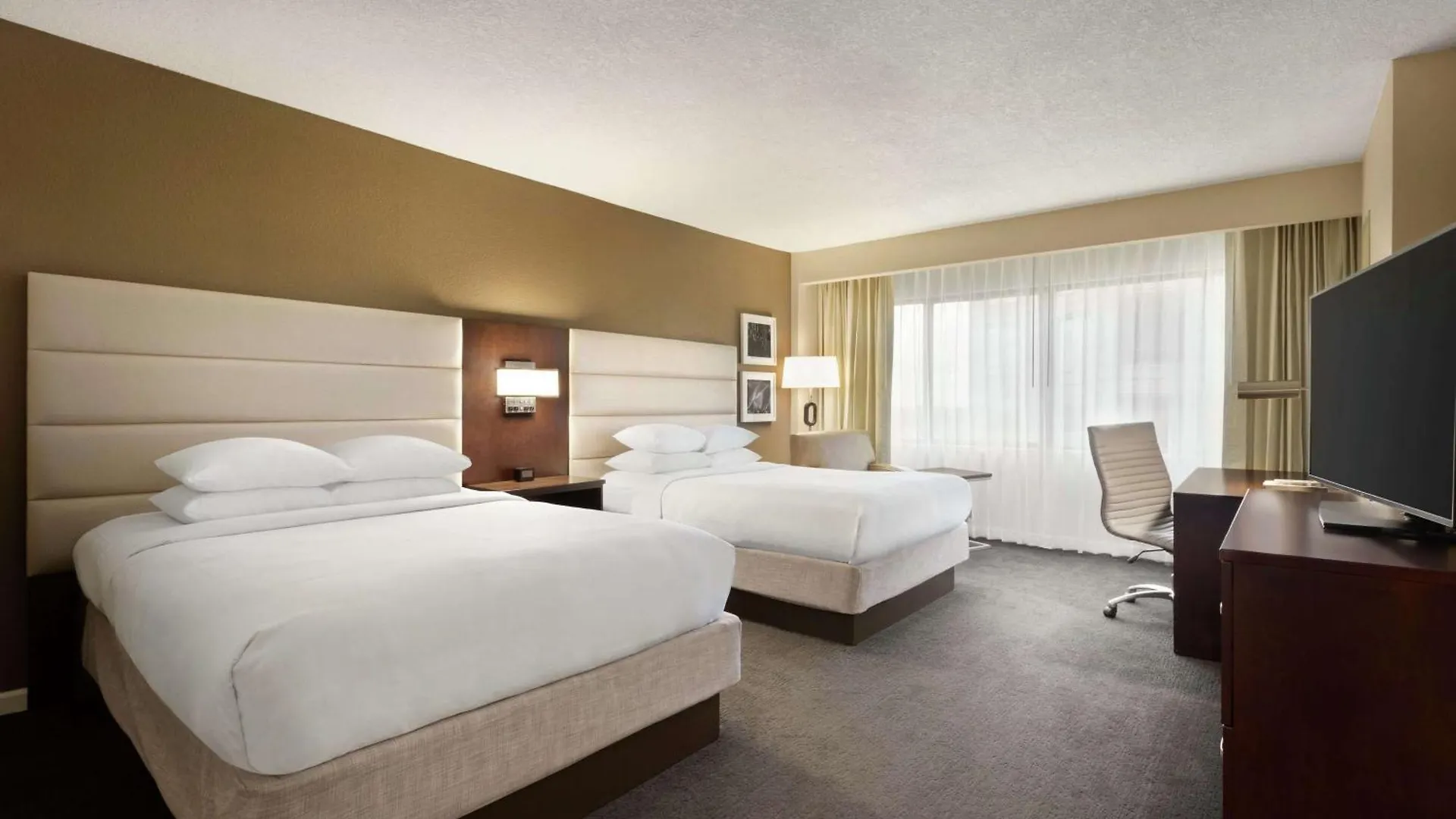 Hotel Doubletree By Hilton Downtown