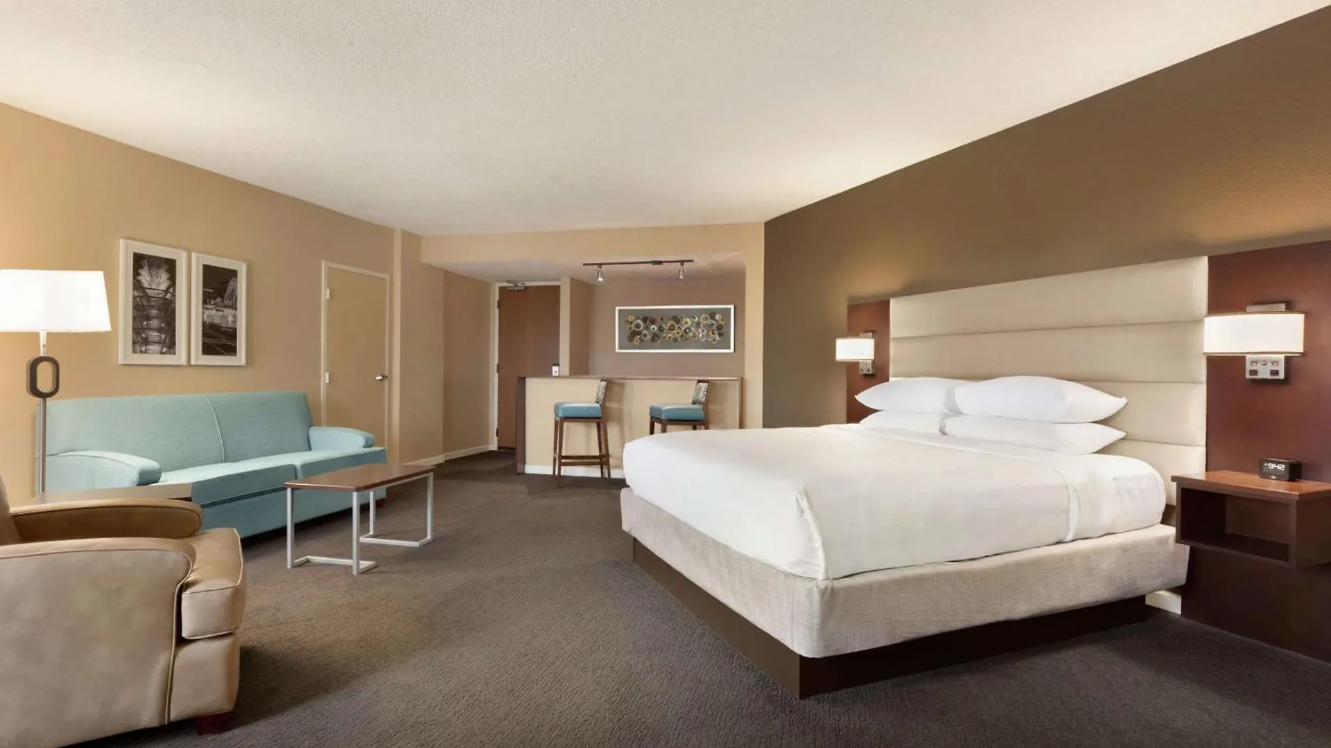 Doubletree By Hilton Downtown