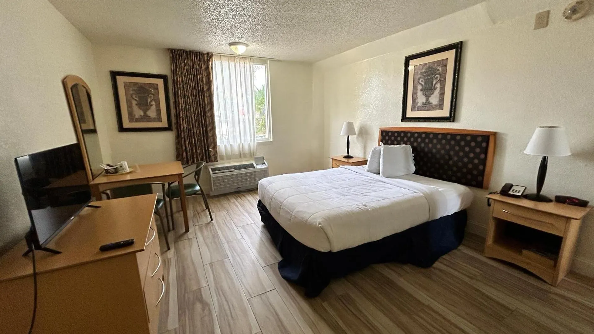 Hotel Monumental Movieland