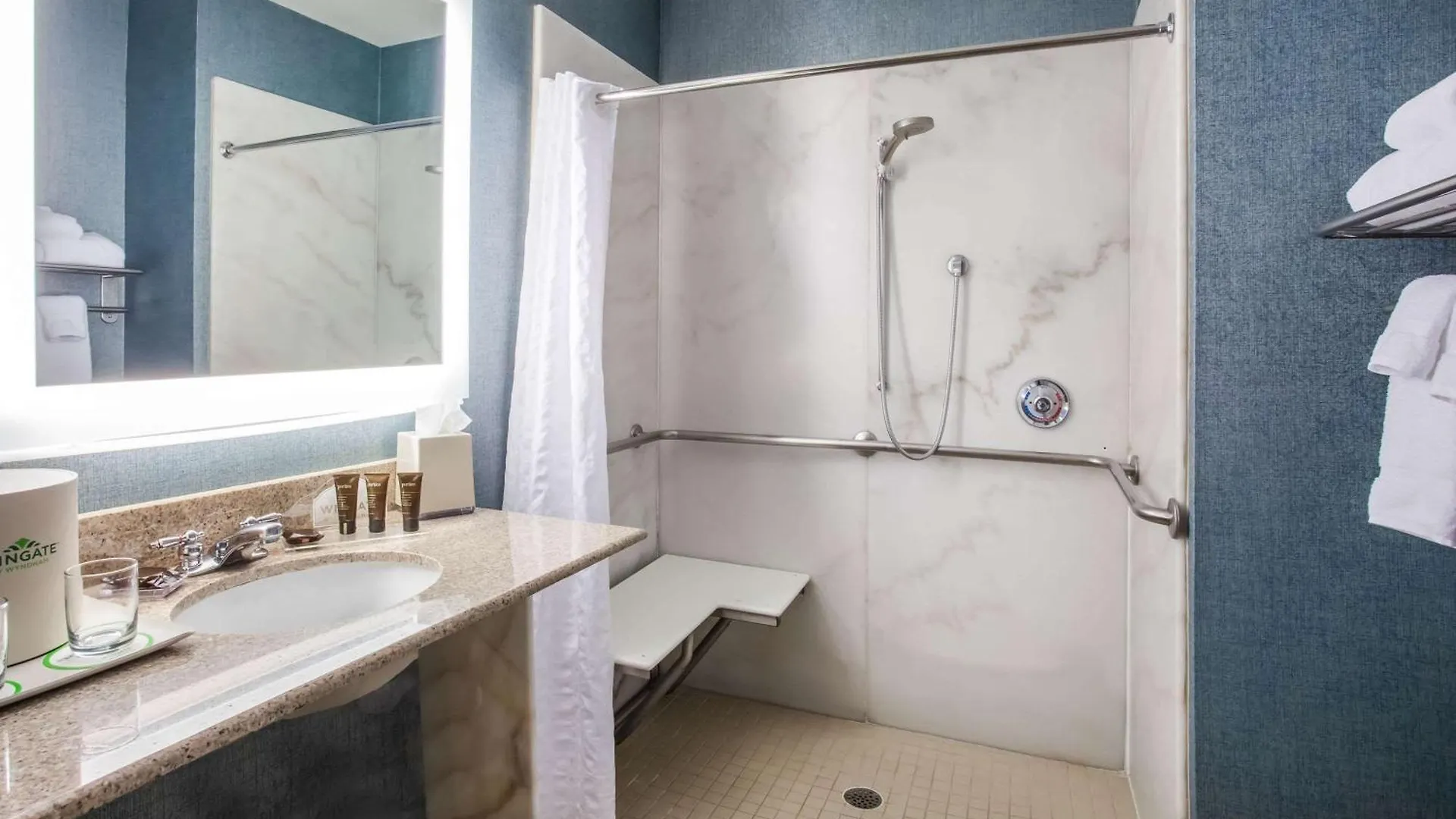 Wingate By Wyndham - International Airport- Free Hot Breakfast Hotell 3*