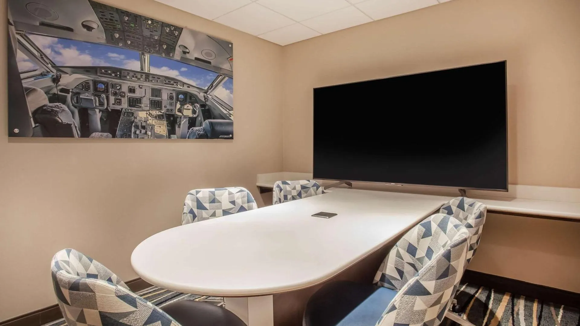 Wingate By Wyndham - International Airport- Free Hot Breakfast Hotell 3*