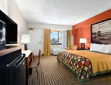 Super 8 By Wyndham International Drive Hotel 2*