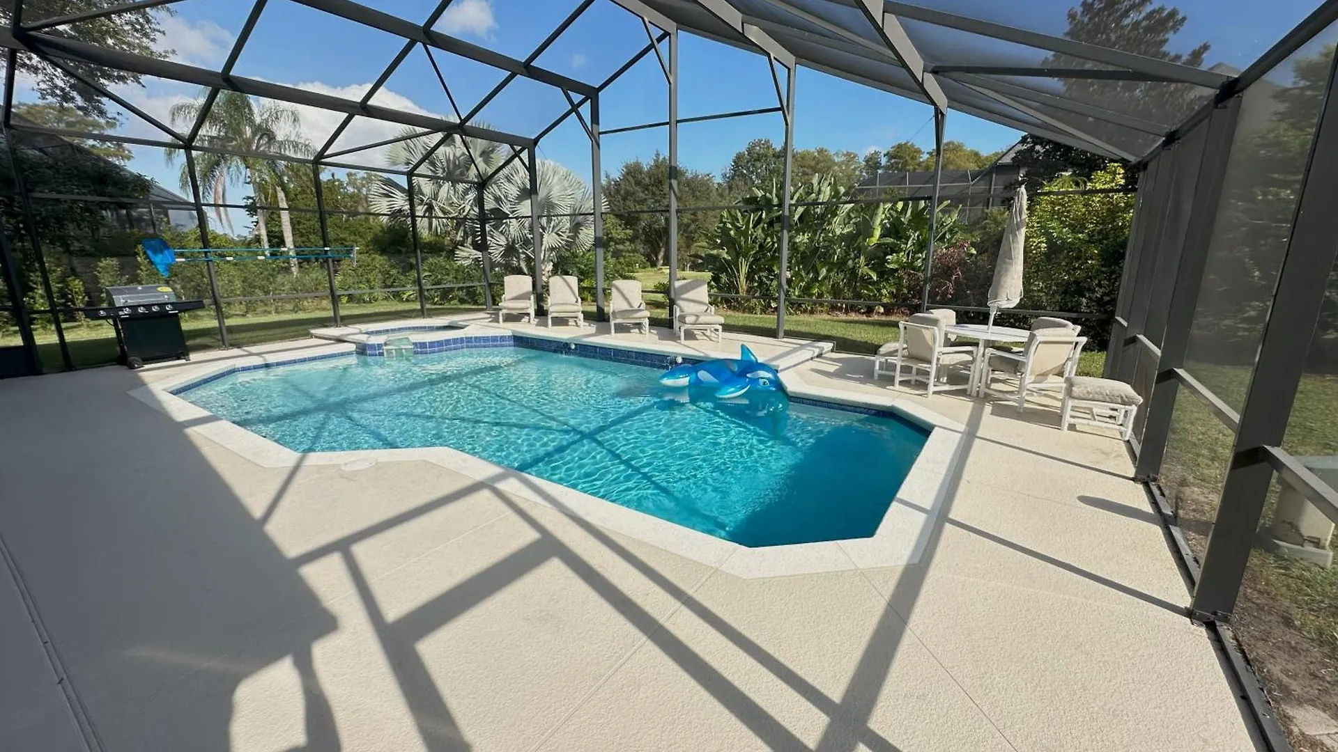 Mickeys Palm - Brand New! 6br Modern With Private Pool Hot Tub Bbq Theater - 2 Miles To Holiday home *