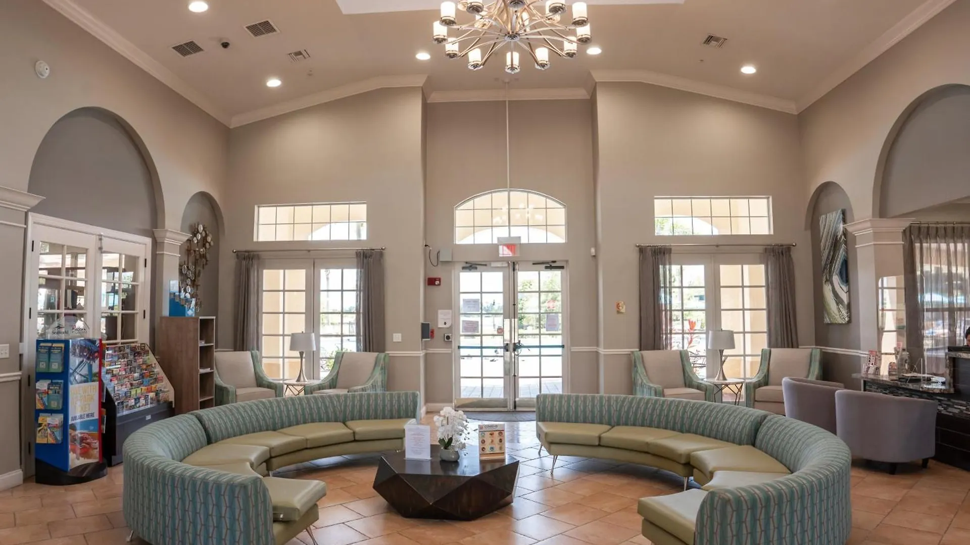Apartment Vista Cay Lakeview Penthouse: Luxurious Near Theme Parks