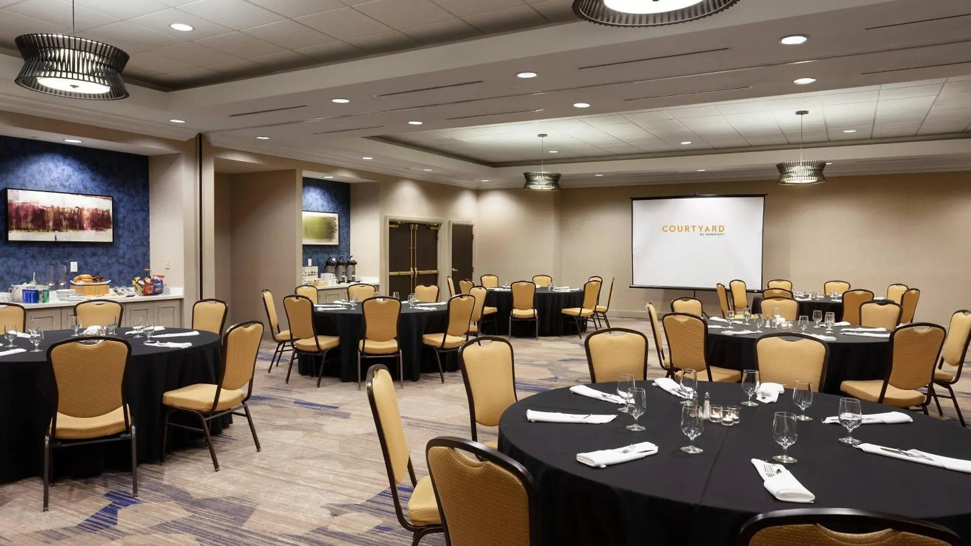 Hotel Courtyard By Marriott Orlando In The Marriott Village