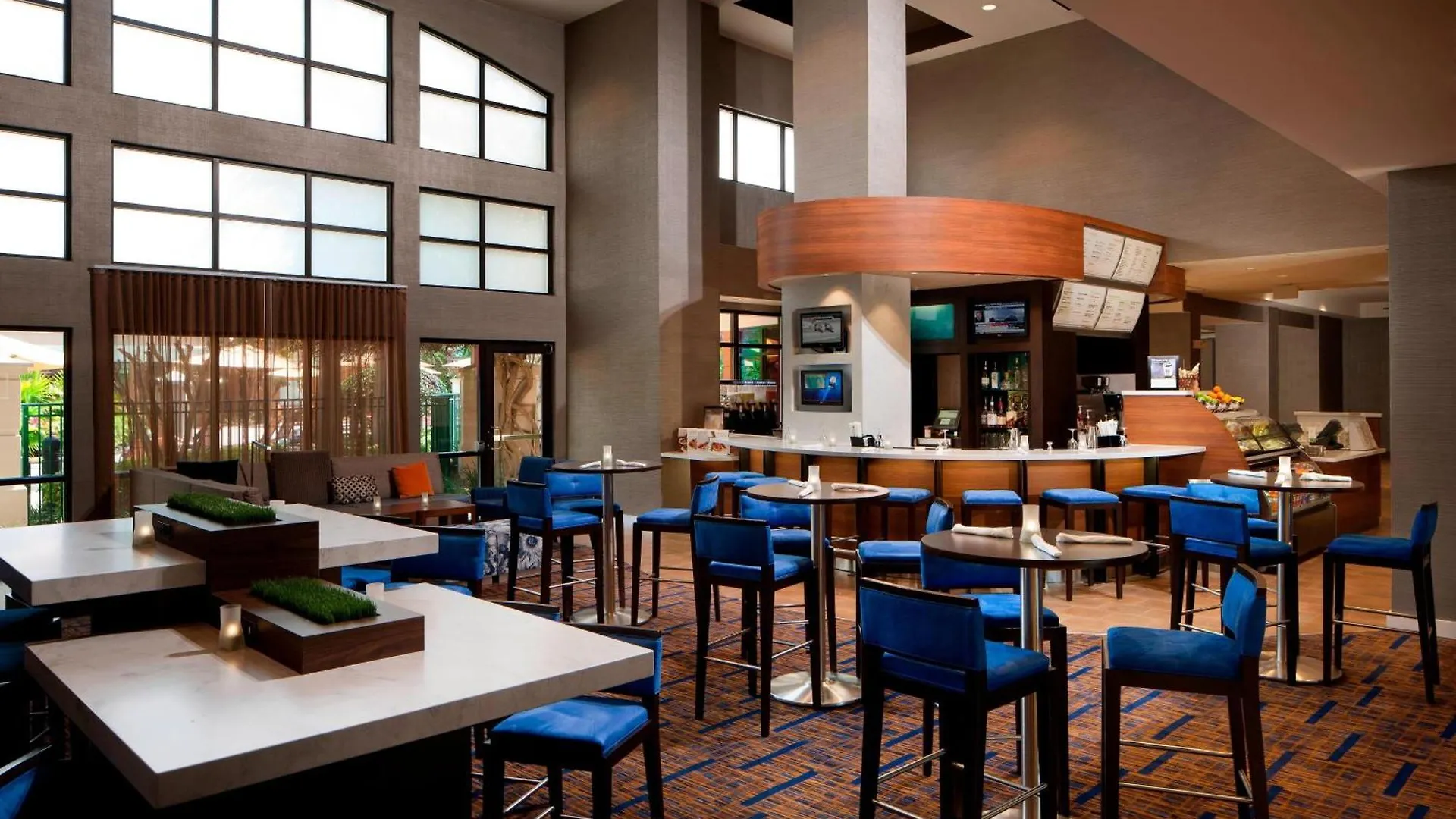 Courtyard By Marriott Orlando In The Marriott Village 3* Lake Buena Vista
