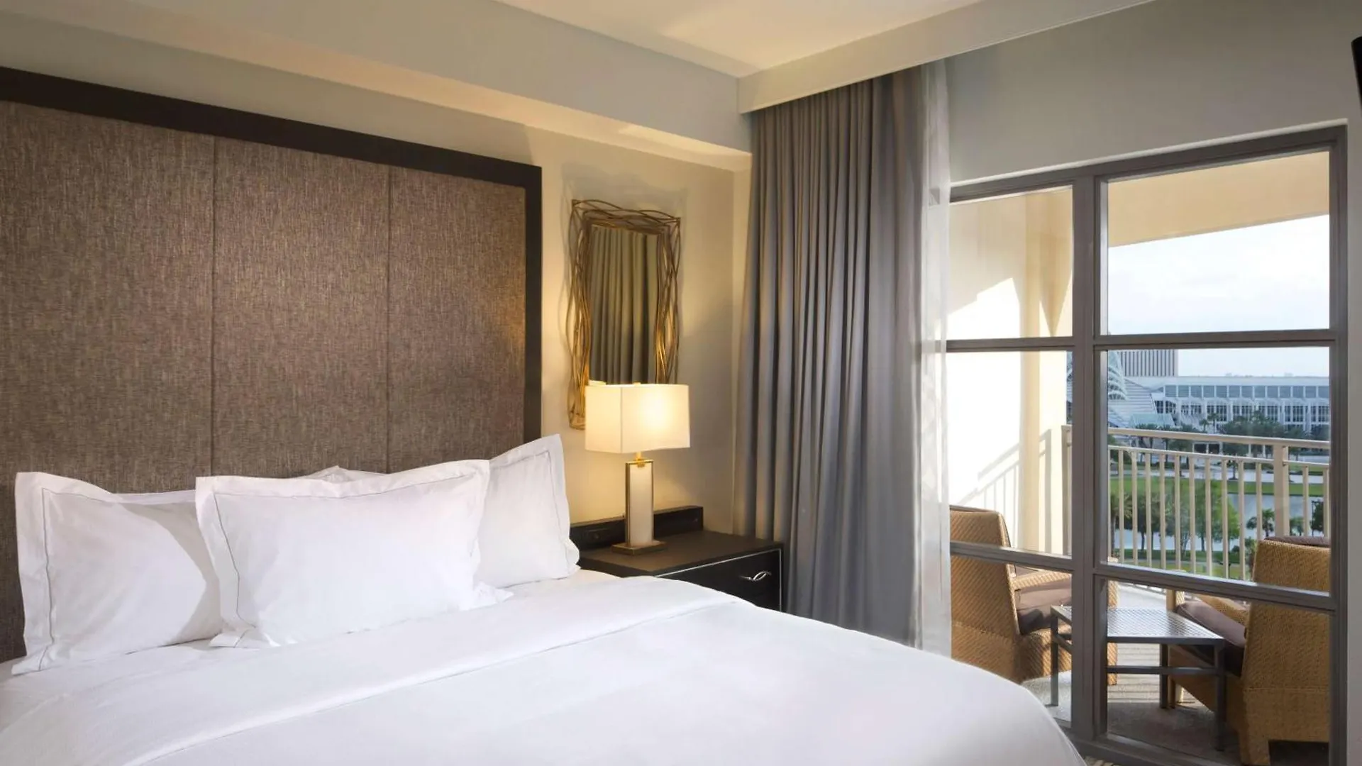 אתר נופש Hilton Grand Vacations Club Palmeras Orlando 3*