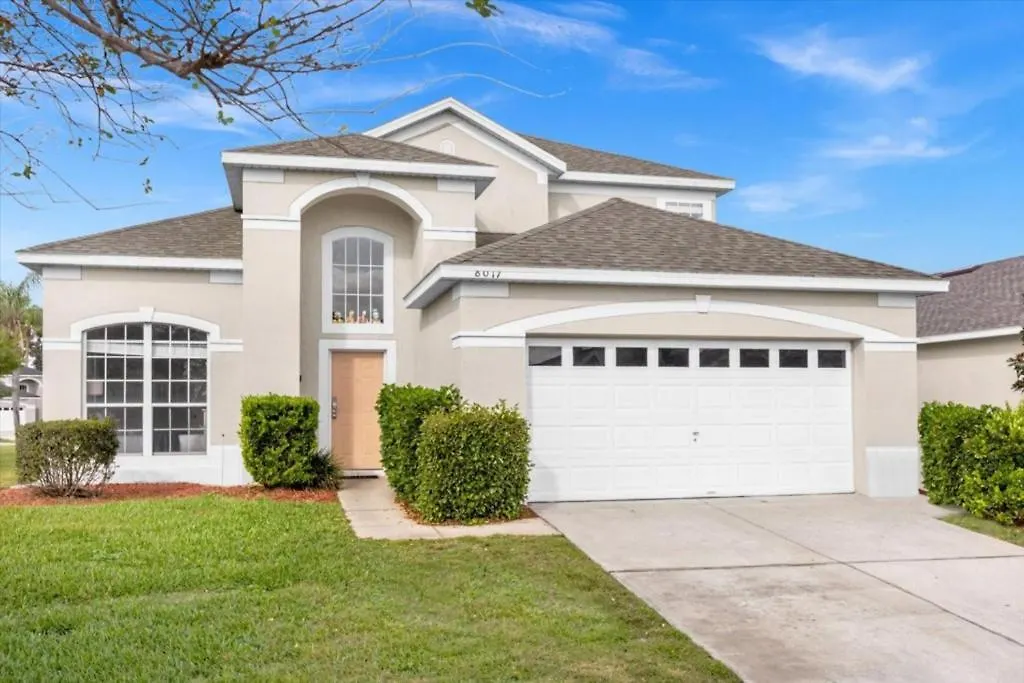5 Bedrooms - 3,5 Bathrooms - Windsor Palms 8017 Kp
